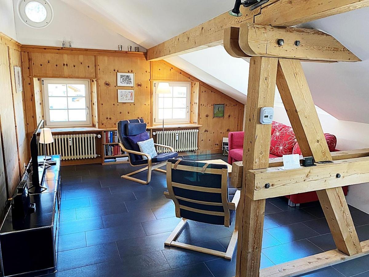 Dachwohnung Im Alpenstil, 60M2 Fuer 2P, Mit Garage - Bm186 Pontresina Luaran gambar